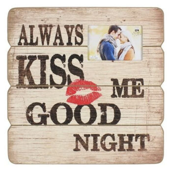 Always Kiss Me Goodnight -seinätaulu/kehys tuotekuva1